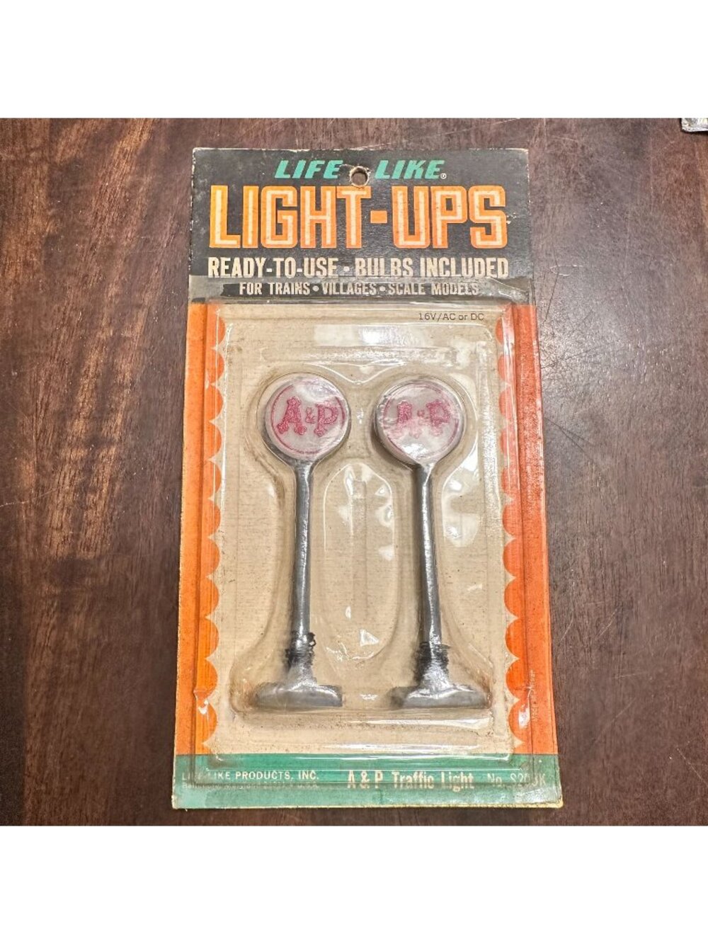 Life-Like Light-Ups A&P Sign Light Model 5501K 16V